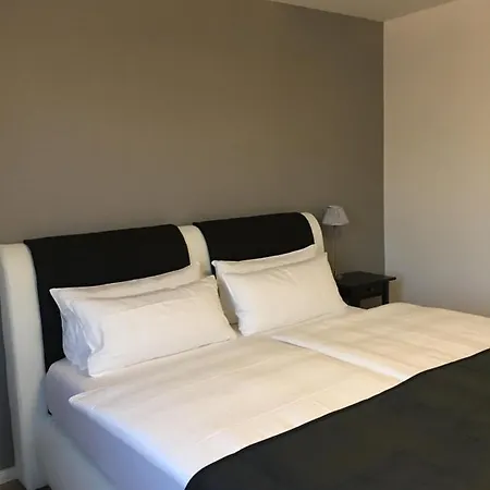 Schwarzes Ross Ganderkesee