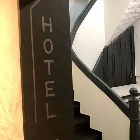 Schwarzes Ross Hotell *