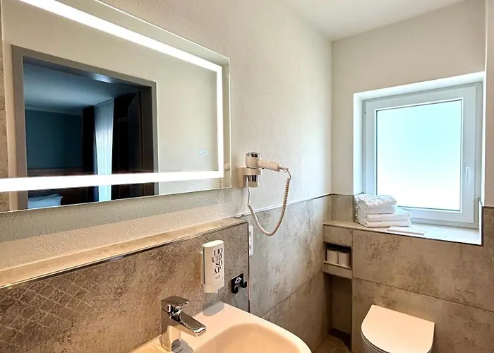 Schwarzes Ross Hotel *